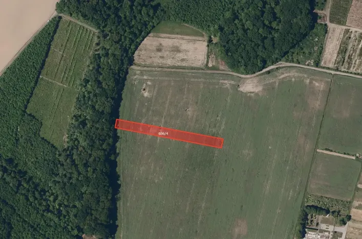 Prodej pole, Záříčí, 8622 m2