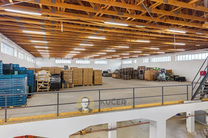 Prodej skladu, Kostelec nad Labem, Neratovická, 3457 m2