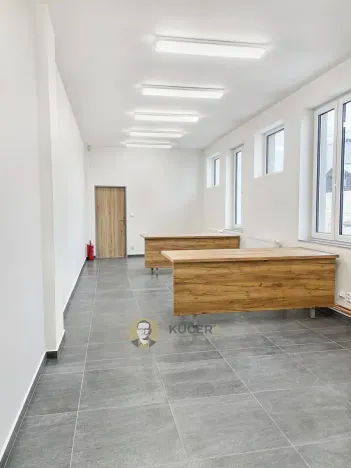 Prodej skladu, Kostelec nad Labem, Neratovická, 3457 m2