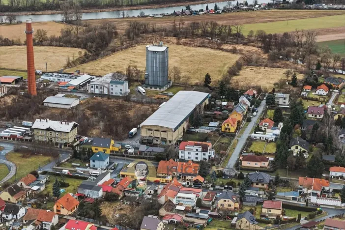 Prodej výrobních prostor, Kostelec nad Labem, Neratovická, 3457 m2