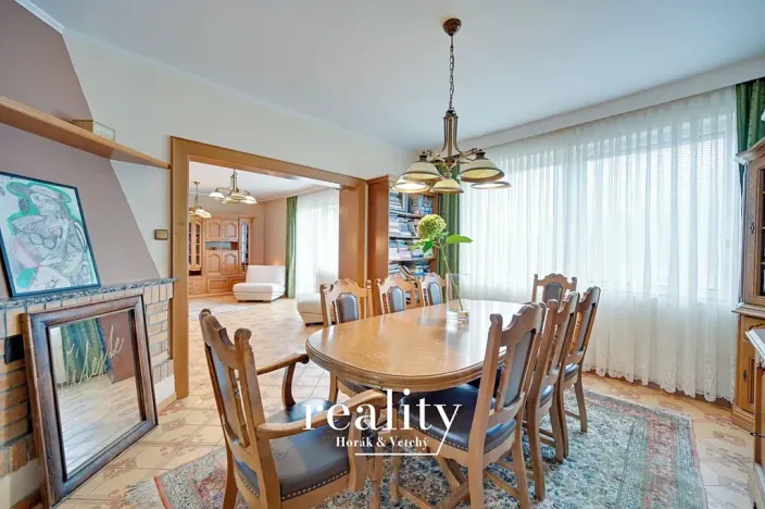 Prodej rodinného domu, Hodonice, 480 m2