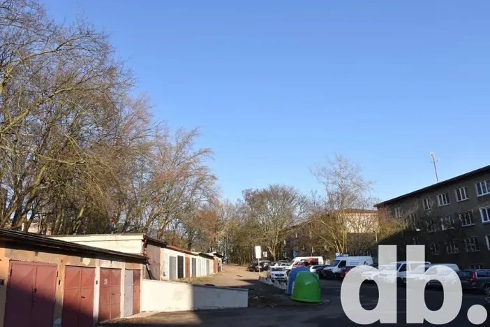 Prodej garáže, Karlovy Vary, Nákladní, 20 m2