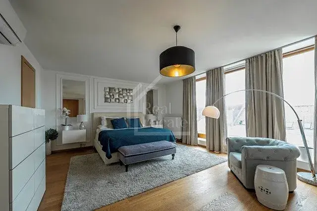 Pronájem bytu 4+kk, Praha - Holešovice, Komunardů, 196 m2