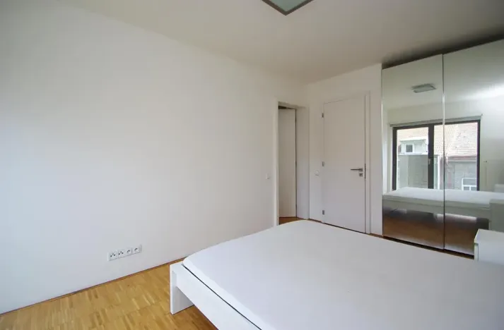 Pronájem bytu 2+kk, Praha - Žižkov, Prokopova, 58 m2
