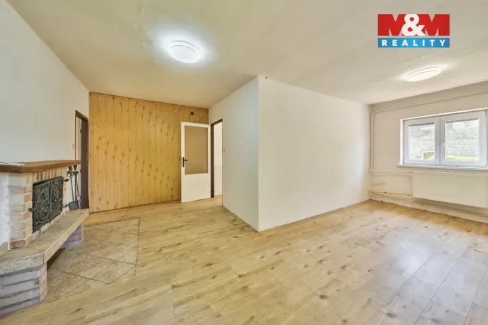 Prodej rodinného domu, Radvanice, 185 m2