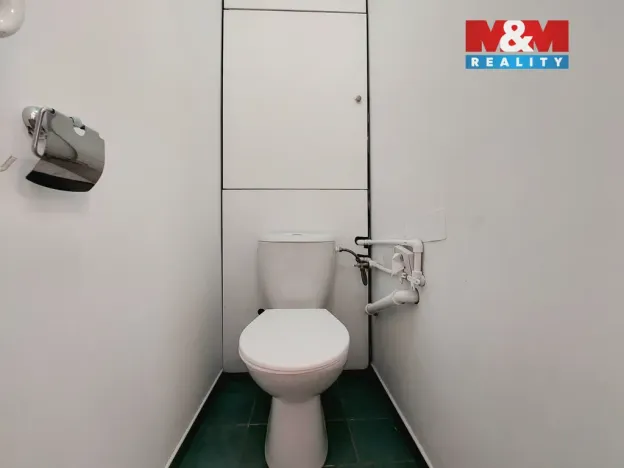 Prodej bytu 1+1, Karlovy Vary, Krymská, 37 m2