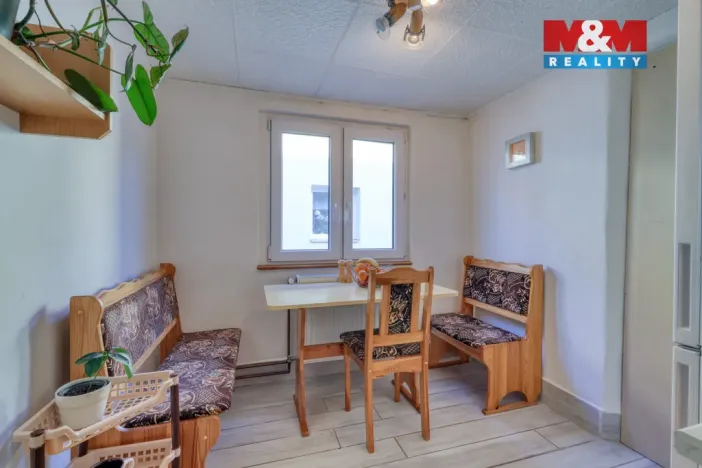 Prodej rodinného domu, Dobřany, Stromořadí, 86 m2