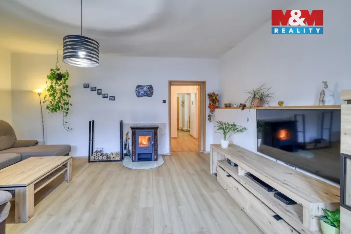 Prodej rodinného domu, Dobřany, Stromořadí, 86 m2