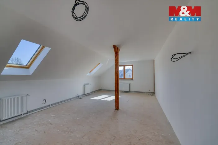 Prodej rodinného domu, Mladý Smolivec, 218 m2