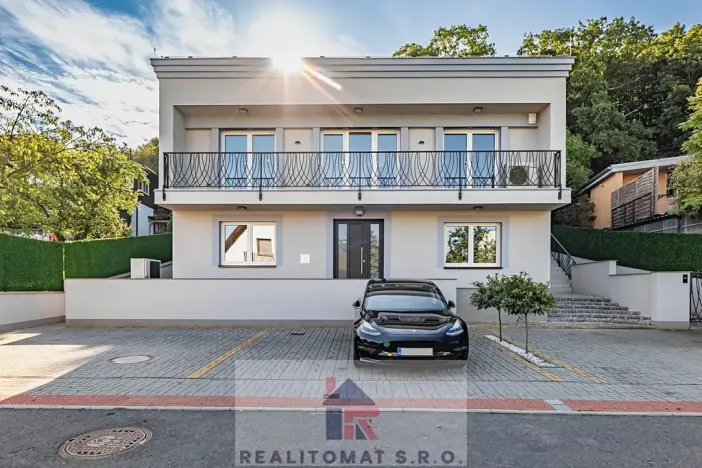 Pronájem bytu 4+kk, Praha - Komořany, Pod lesem, 127 m2