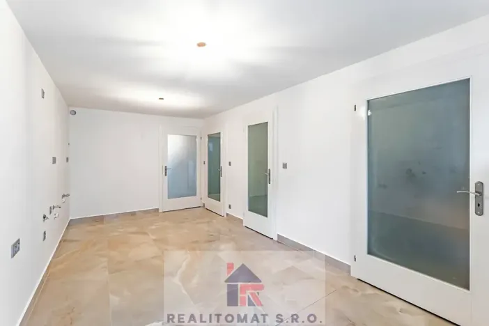 Pronájem bytu 4+kk, Praha - Komořany, Pod lesem, 127 m2