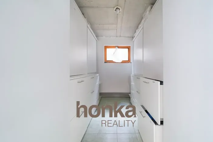 Pronájem rodinného domu, Kosoř, K Lomu, 263 m2