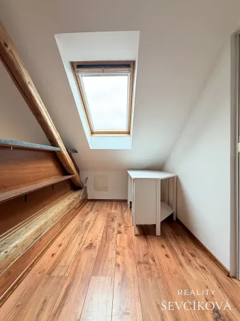 Pronájem bytu 3+kk, Hradec Králové, Miřiovského, 118 m2