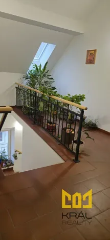 Pronájem bytu 2+kk, Praha - Smíchov, Nádražní, 35 m2