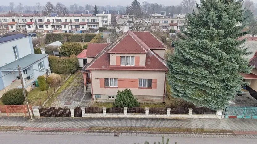 Prodej rodinného domu, Holohlavy, Na Lávkách, 125 m2