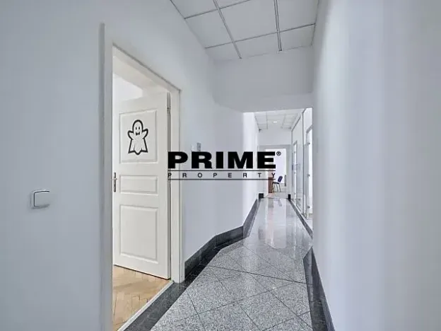 Pronájem kanceláře, Praha - Nové Město, Soukenická, 212 m2