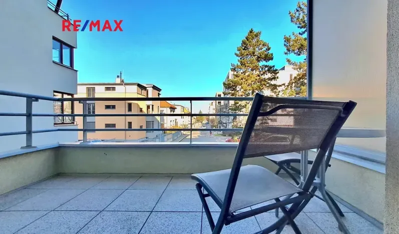 Pronájem bytu 1+kk, Praha - Podolí, Na hřebenech I, 34 m2