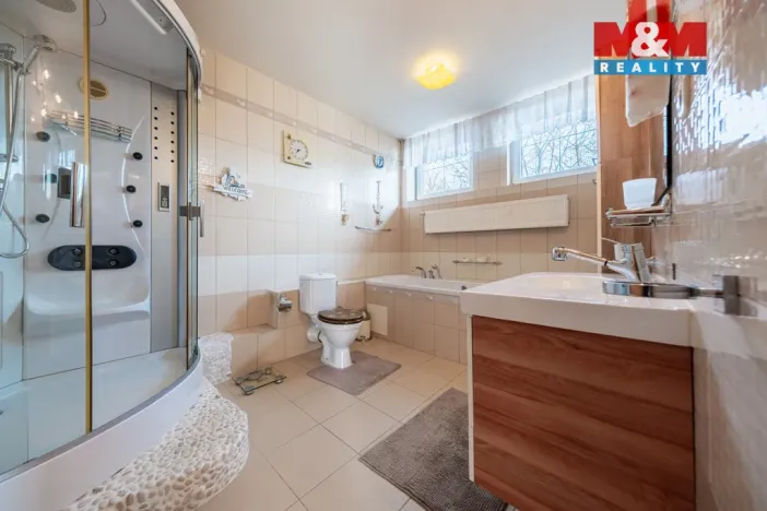 Pronájem rodinného domu, Praha - Ďáblice, Markvartická, 220 m2