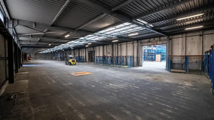 Pronájem skladu, Ostrava, Navrátilova, 30404 m2