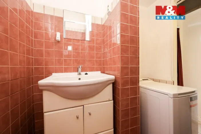 Prodej bytu 1+1, Olomouc - Pavlovičky, Edisonova, 27 m2