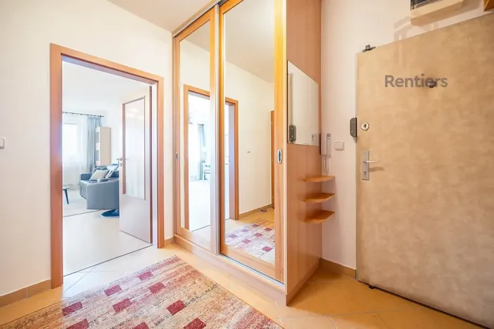 Pronájem bytu 1+kk, Praha - Libuš, V koutě, 46 m2