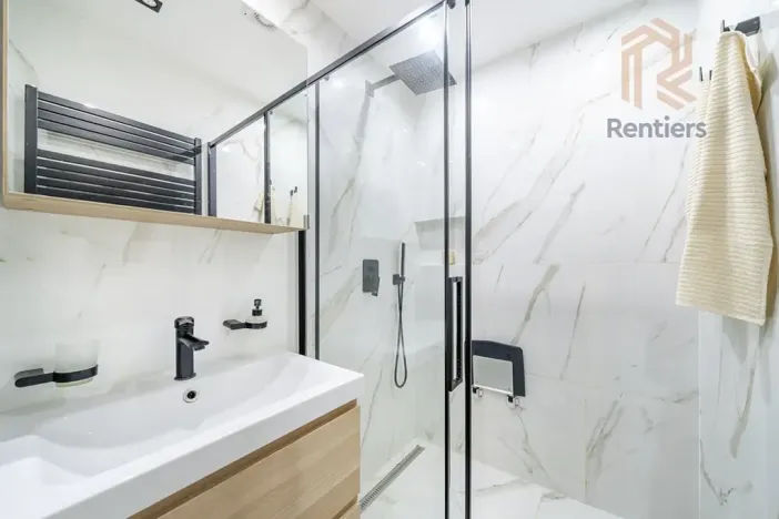 Pronájem bytu 2+1, Praha - Kobylisy, Březiněveská, 69 m2