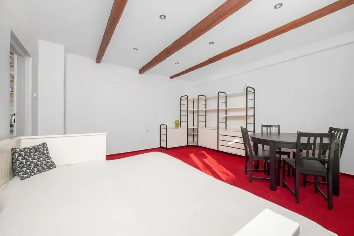 Pronájem bytu 1+1, Liberec, nám. Dr. E. Beneše, 37 m2