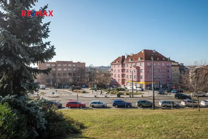 Prodej bytu 2+kk, Praha - Vršovice, Vršovické náměstí, 38 m2