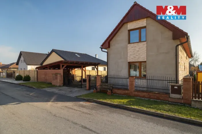 Prodej rodinného domu, Kosořice, 195 m2