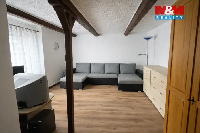 Prodej rodinného domu, Postoloprty - Levonice, 190 m2