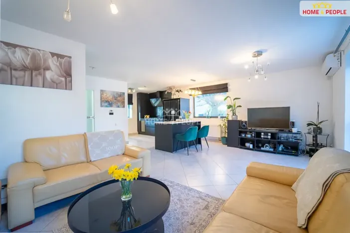 Prodej rodinného domu, Jesenice, Šeříková, 110 m2