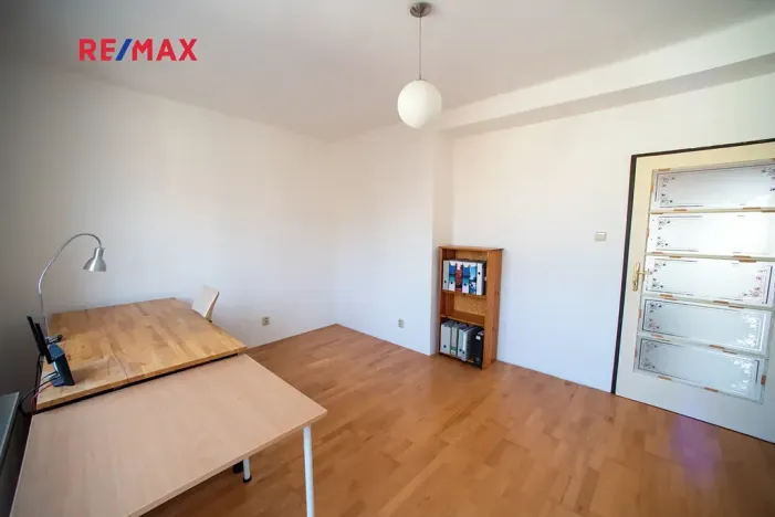 Prodej bytu 3+kk, Praha - Nusle, Zdaru, 64 m2