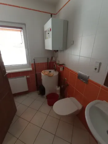 Pronájem bytu 1+kk, Chýně, U Dráhy, 37 m2