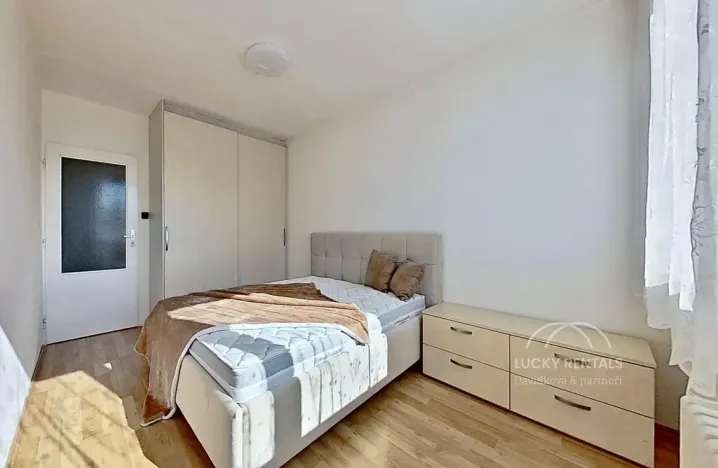 Pronájem bytu 3+kk, Kamenice, Sídliště II, 78 m2