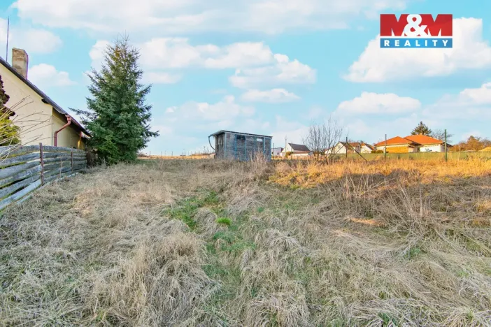 Prodej pozemku pro bydlení, Břasy - Kříše, 733 m2