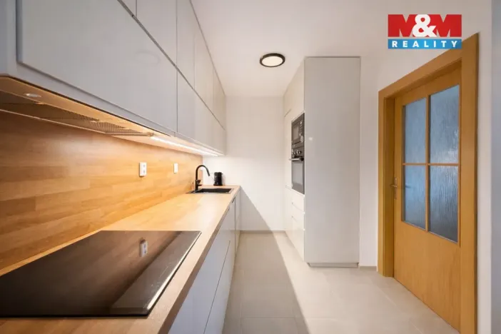 Pronájem bytu 5+kk, Praha - Libeň, Kovanecká, 85 m2