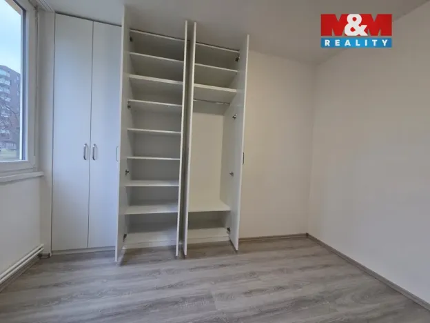 Pronájem bytu 3+kk, Praha - Karlín, Molákova, 56 m2