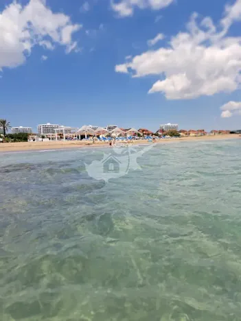 Prodej bytu 2+1, Trikomo, Kypr, 90 m2