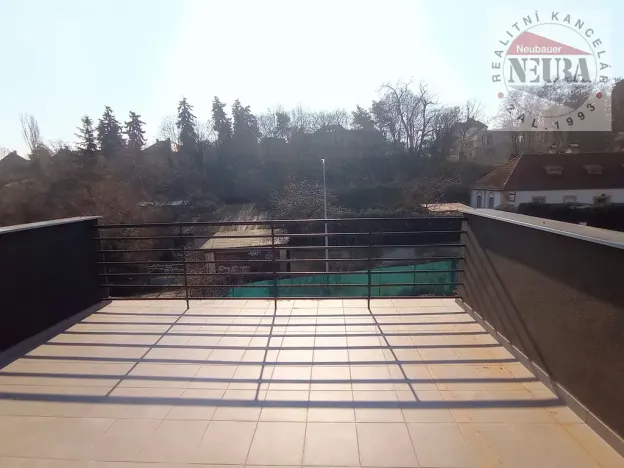 Prodej půdního prostoru, Praha - Dejvice, České družiny, 106 m2