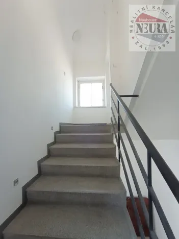 Prodej půdního prostoru, Praha - Dejvice, České družiny, 106 m2