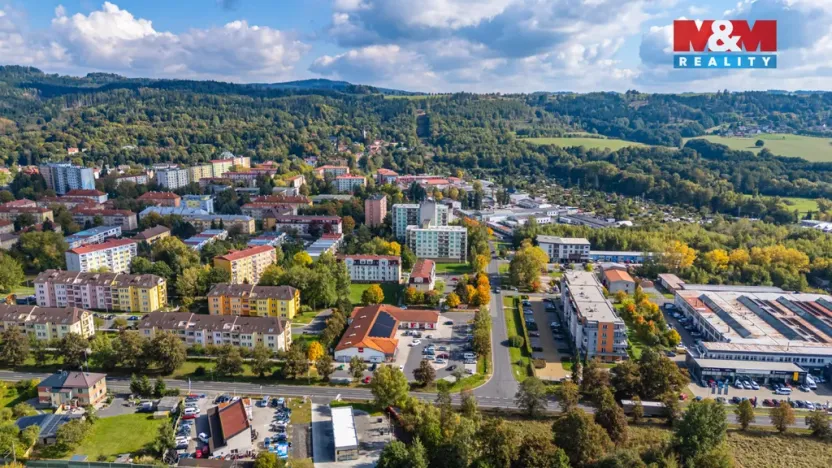 Pronájem bytu 2+kk, Mariánské Lázně - Úšovice, Kubelíkova, 47 m2
