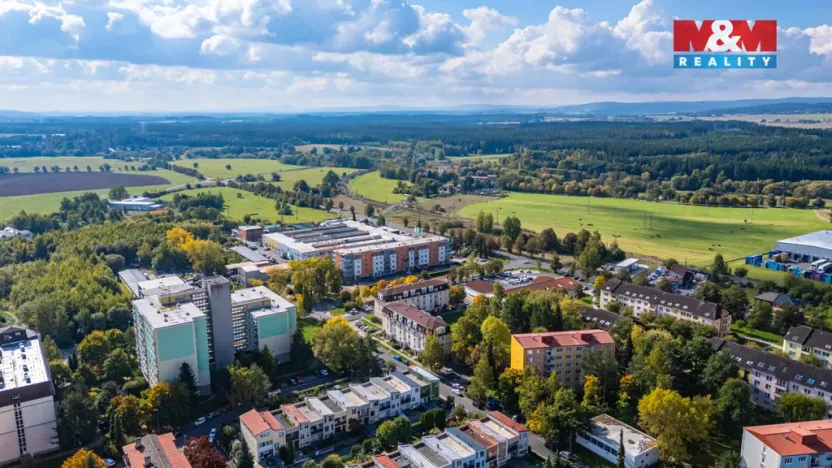 Pronájem bytu 2+kk, Mariánské Lázně - Úšovice, Kubelíkova, 47 m2