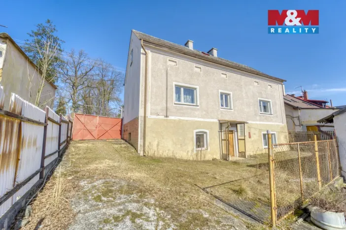 Prodej rodinného domu, Kladruby, Husova, 131 m2