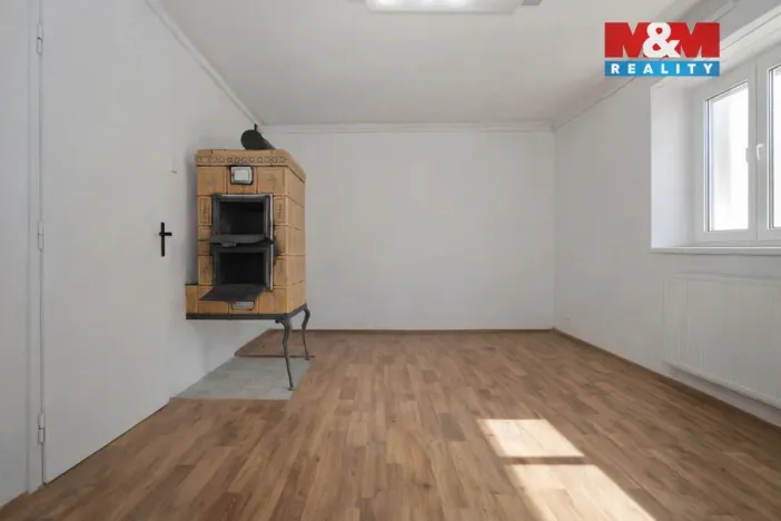 Prodej rodinného domu, Stáj, 250 m2