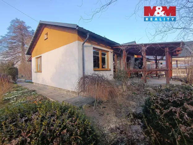 Prodej rodinného domu, Hukvaldy - Dolní Sklenov, 200 m2