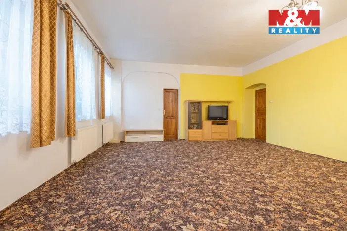 Prodej bytu 4+1, Nový Bor - Arnultovice, Gen. Svobody, 97 m2