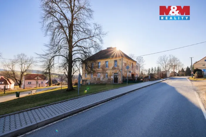 Prodej rodinného domu, Hradec, 323 m2