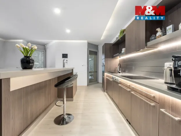 Prodej rodinného domu, Pastviny, 237 m2