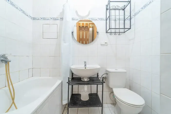 Pronájem bytu 1+kk, Praha - Podolí, Levá, 20 m2