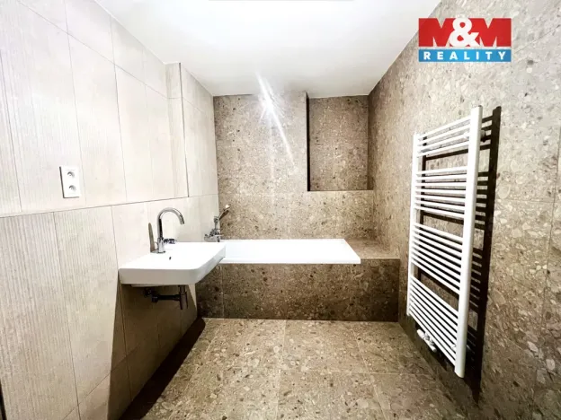 Pronájem bytu 2+kk, Brandýs nad Labem-Stará Boleslav - Brandýs nad Labem, Dřevčická, 65 m2